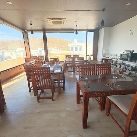 Parampara Hotels And Resorts Udaipur Eksteriør billede